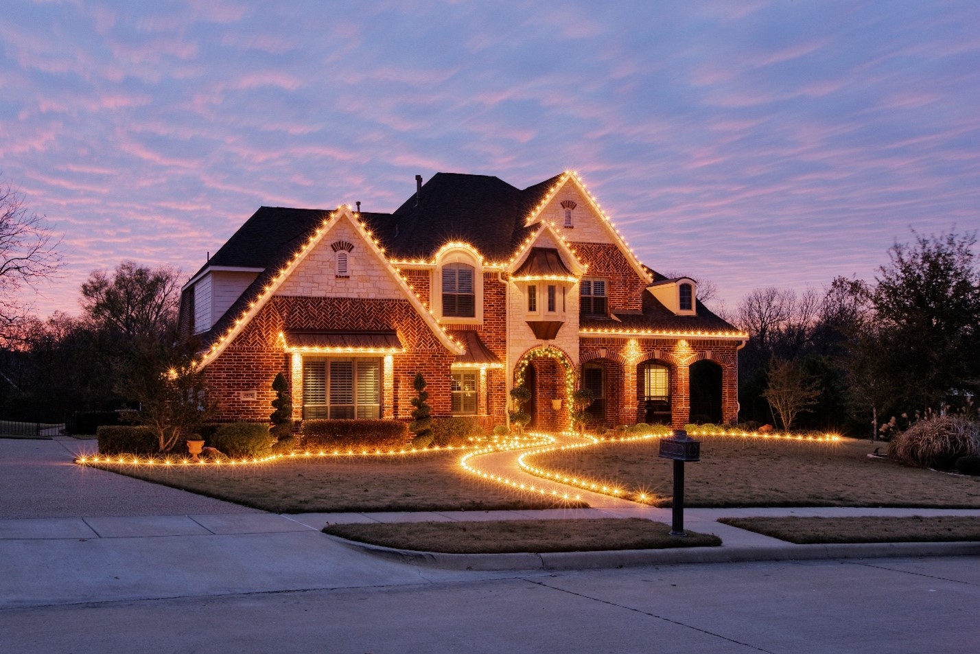 5 Tips for a Safe and Enjoyable Holiday Season in Your Community